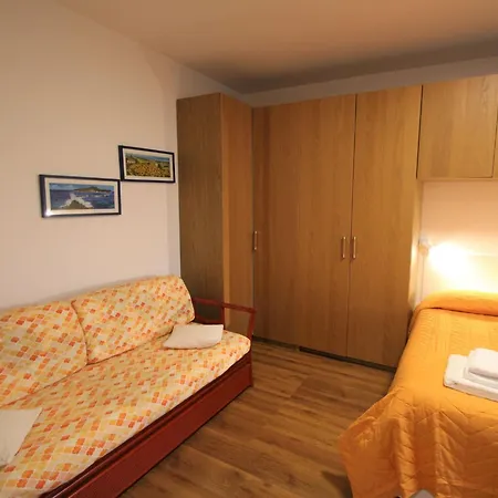 Magnolia By Interhome * Porto Valtravaglia